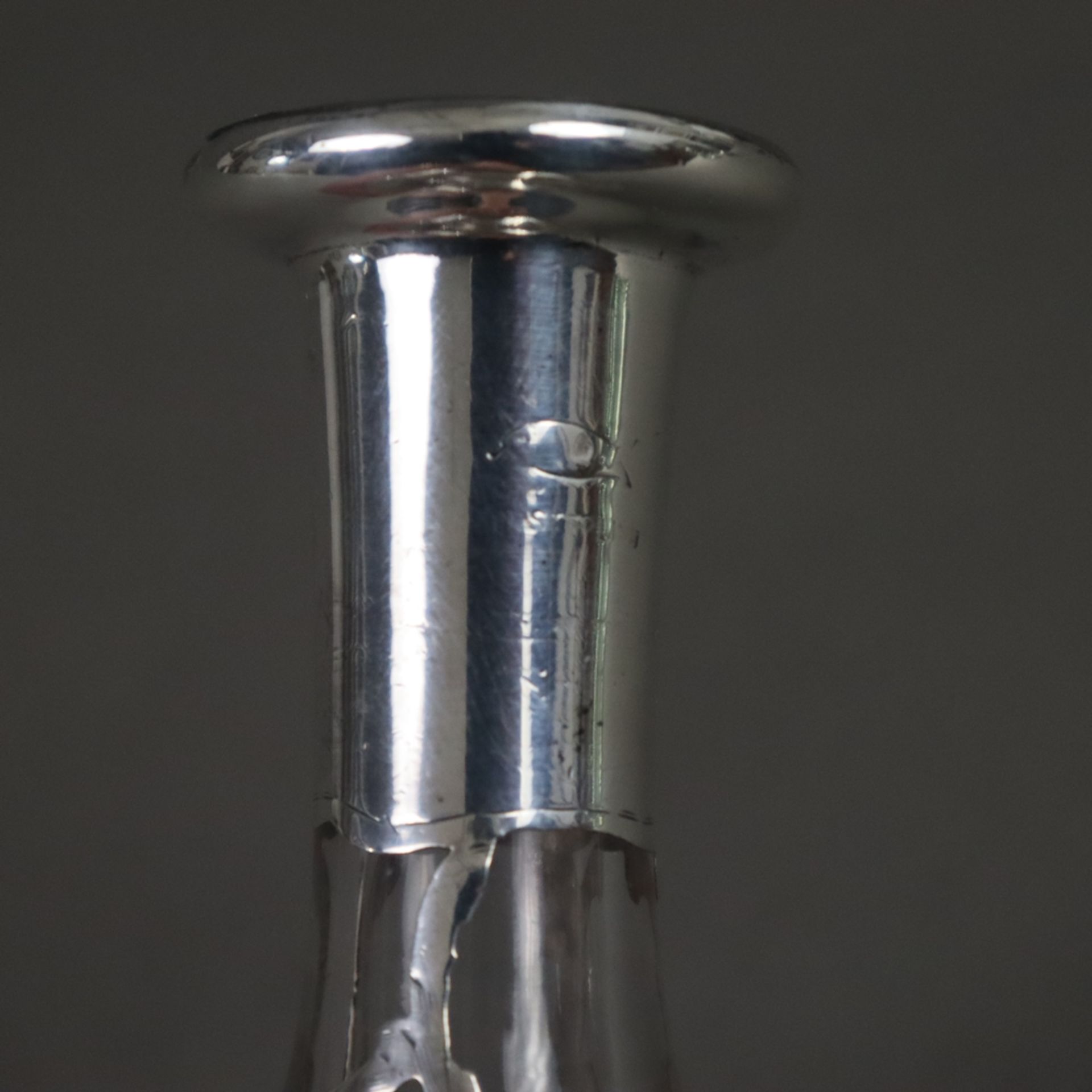 Parfümflakon - USA, flächendeckend mäandrierender Jugendstil-Rankendekor in Silver-Overlay-Technik, - Bild 7 aus 8