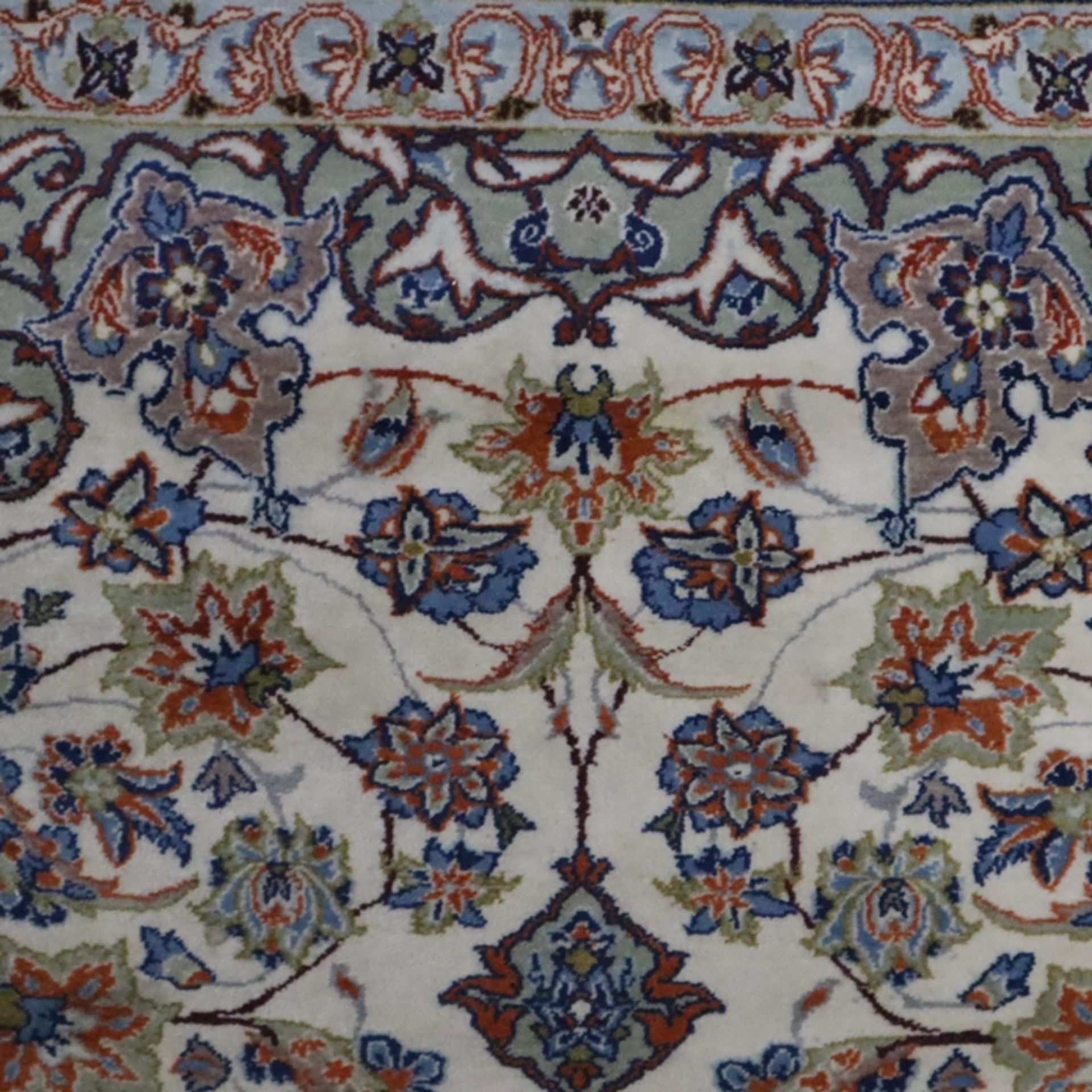 Keschan - 20. Jh., Wolle, feine Knüpfung, floral ornamentiert, ca. 153 x 106 cm, Abschlüsse verkürz - Bild 5 aus 7