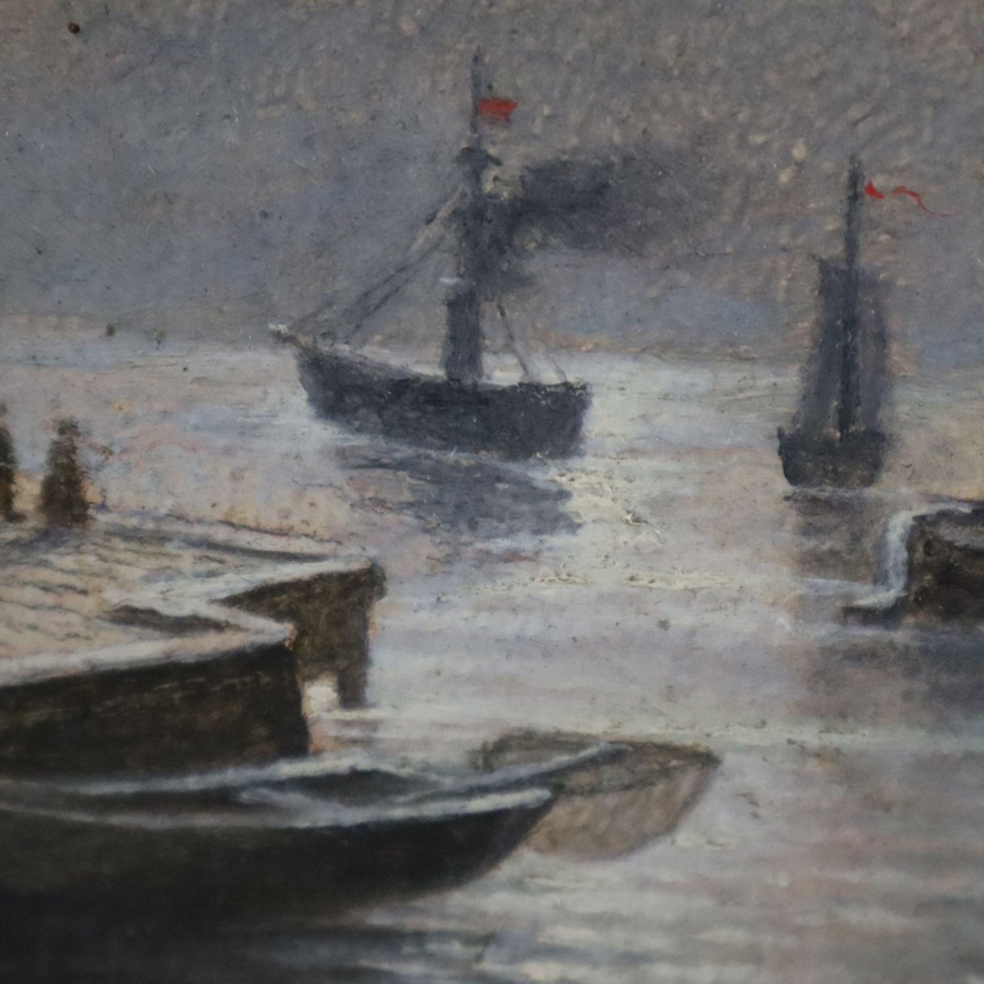 Monogrammist/in (XIX/XX) - Stimmungsvolle Hafenszene mit wartenden Schiffspassagieren, Öl auf Papie - Bild 5 aus 9