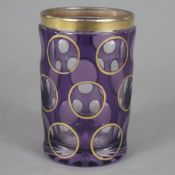 Glasbecher - Böhmen Anfang 20. Jh., farbloses Glas, violettfarben überfangen, zylindrische Wandung 