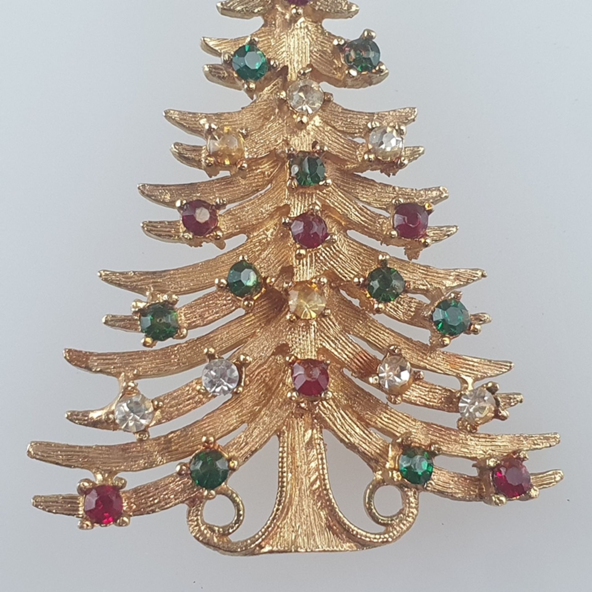 Vintage-"Christmas"-Brosche - MYLU/USA, Weihnachtsbaum, goldfarbenes Metall, Besatz mit facettierte - Bild 2 aus 4