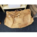 LARGE LEATHER HOLDALL