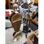 BRASS FIRE FAN AND COMPANION SET