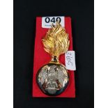 ROYAL IRISH BUSBY BADGE (SOLD AS SEEN)