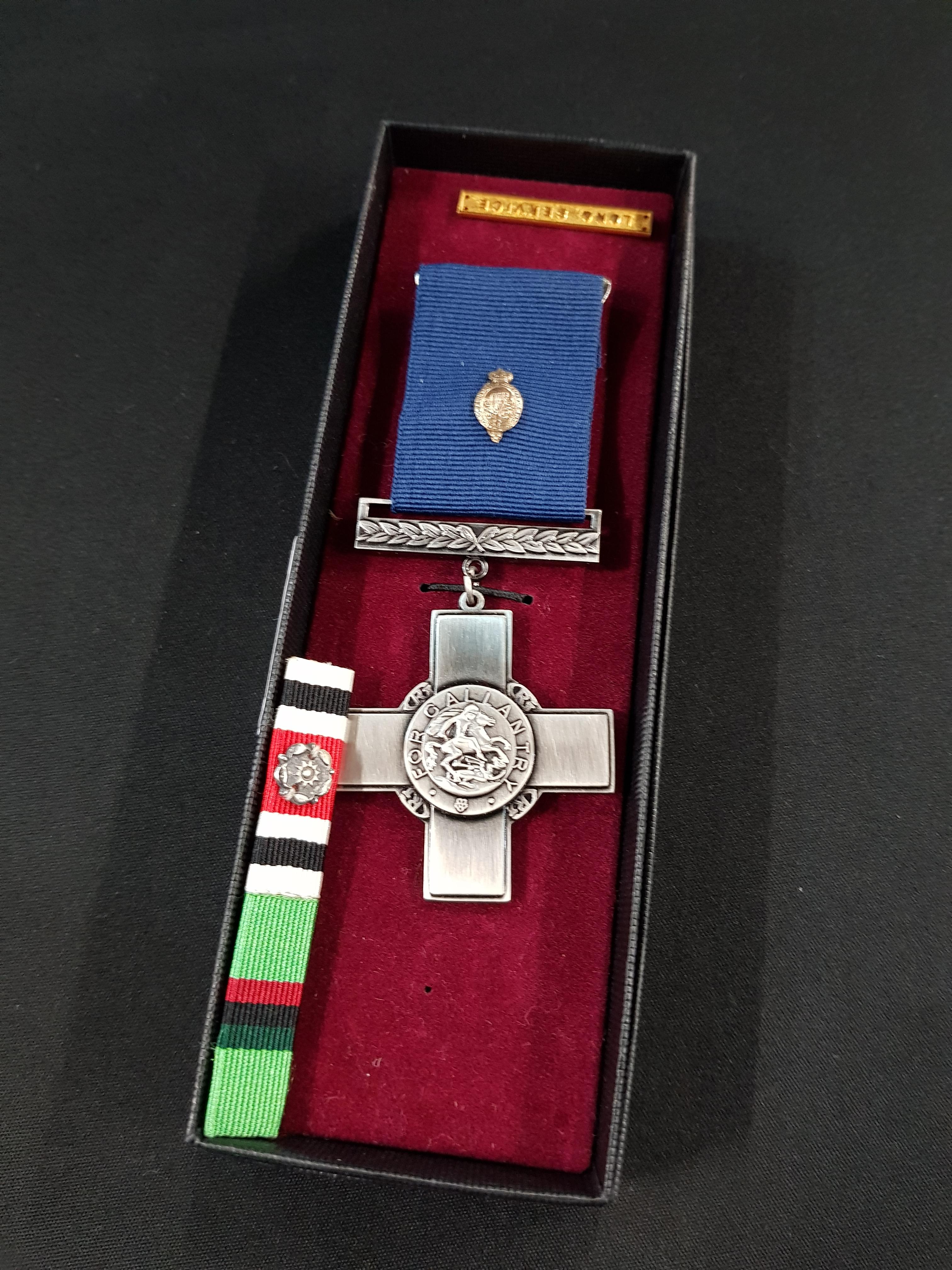 RUC G CROSS MEDAL AND RIBBONS