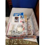 BOX OF MIXED CIGARETTE CARDS AND 10 SHEETS OF CIGARETTE CARDS, 4 ALBUMS AND PRICE GUIDE BOOK