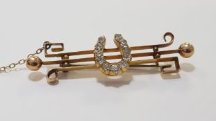 STUNNING 15 CARAT GOLD DIAMOND HORSHEO BROOCH WITH QUARTER CARAT OF VICTORIAN ROSE CUT DIAMONDS