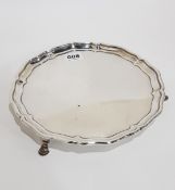 SILVER SALVER - LONDON 1913-14 RETAILED BY S.D NEILL CIRCA 595 GRAMS