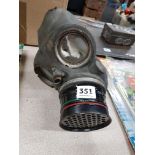 OLD MILITARY GAS MASK
