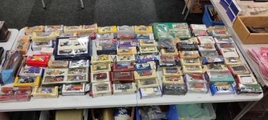 LARGE TABLE LOT OF MODEL CARS TO INCLUDE RARE AND LIMITED EDITION