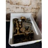 BOX OF ASSORTED BRASSWARE