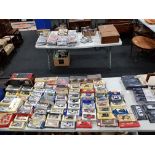 LARGE TABLE LOT OF MODEL CARS