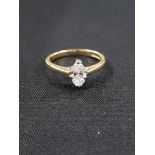 18K GOLD MARQUIS DIAMOND SET RING (3/4 CARAT)