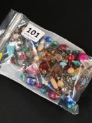 QUANTITY OF VINTAGE NECKLACES