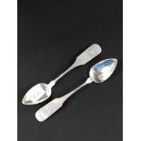 PAIR OF SILVER GRAPEFRUIT SPOONS MARKED J PETERS