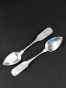 PAIR OF SILVER GRAPEFRUIT SPOONS MARKED J PETERS