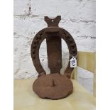 HORSESHOE LAMP STAND