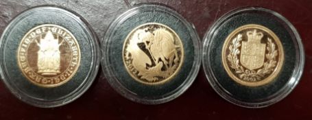 THE LANDMARK FIRSTS GOLD HALF SOVEREIGN COIN SET BOXED WITH PAPERWORK