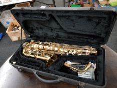 CASED STAGG 77-SA SAXOPHONE