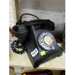 ANTIQUE BLACK TELEPHONE