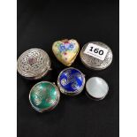 COLLECTION OF VINTAGE PILL BOXES