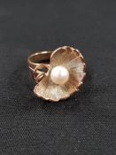 9 CARAT GOLD PEARL RING