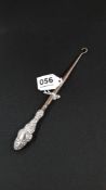 ANTIQUE SMALL SILVER HANDLED BUTTON HOOK CHESTER 1900