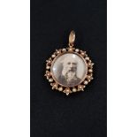 15 CARAT GOLD ANTIQUE OPEN LOCKET