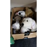 BOX LOT OF BEARS