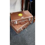 2 SMALL VINTAGE SUITCASES