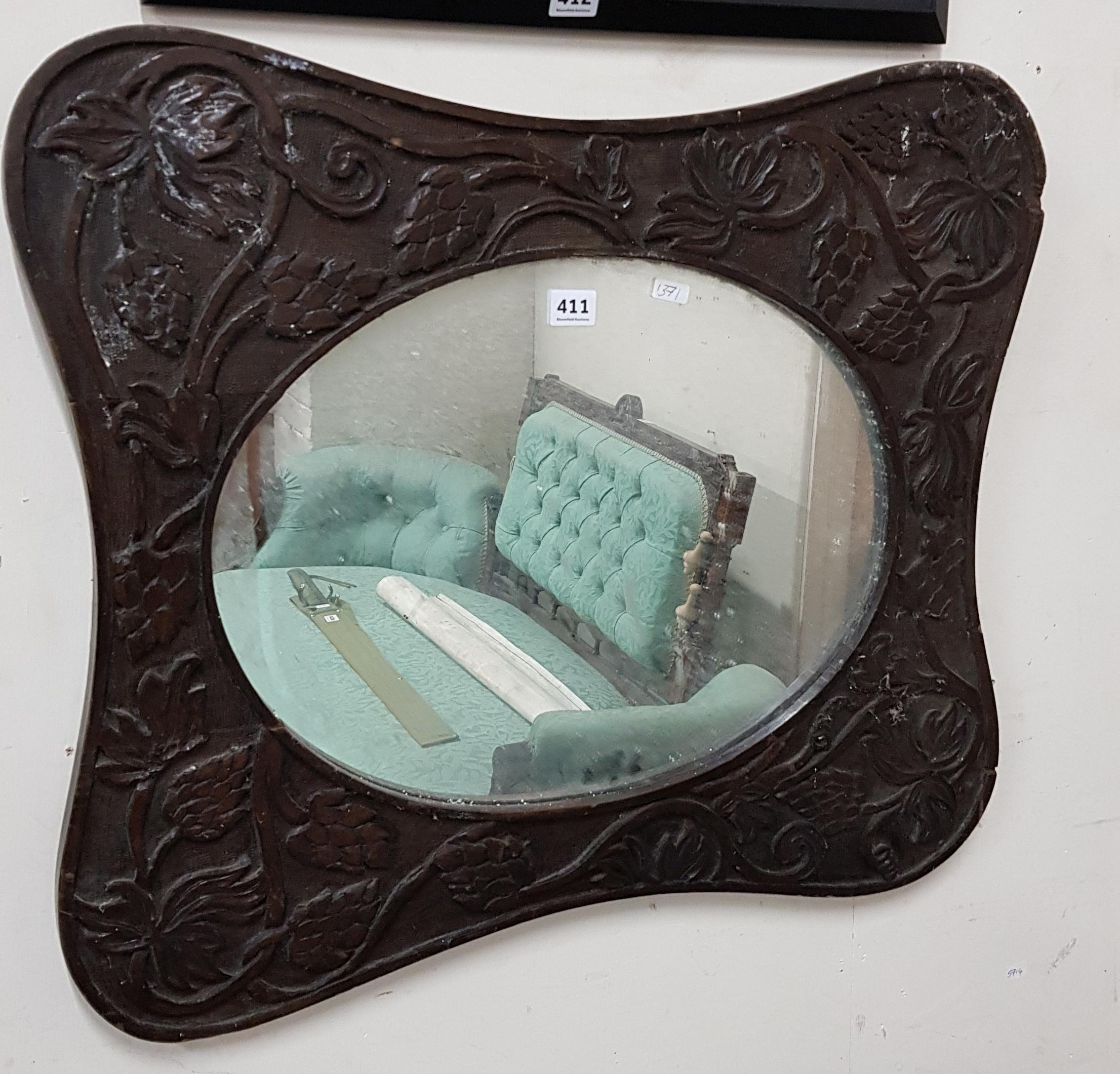 ANTIQUE CARVED WOODEN WALL MIRROR