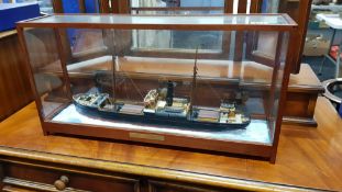 CASED MODEL SHIP SS CLYDE VALLEY