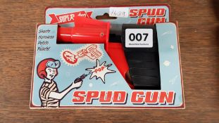 RETRO BOXED SPUD GUN