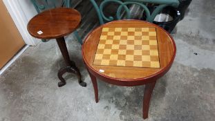 GAMES TABLE AND TRIPOD TABLE