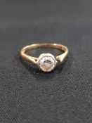 18 CARAT GOLD & PLATINUM DIAMOND SOLITAIRE RING - SHANK NEEDS REPAIRED