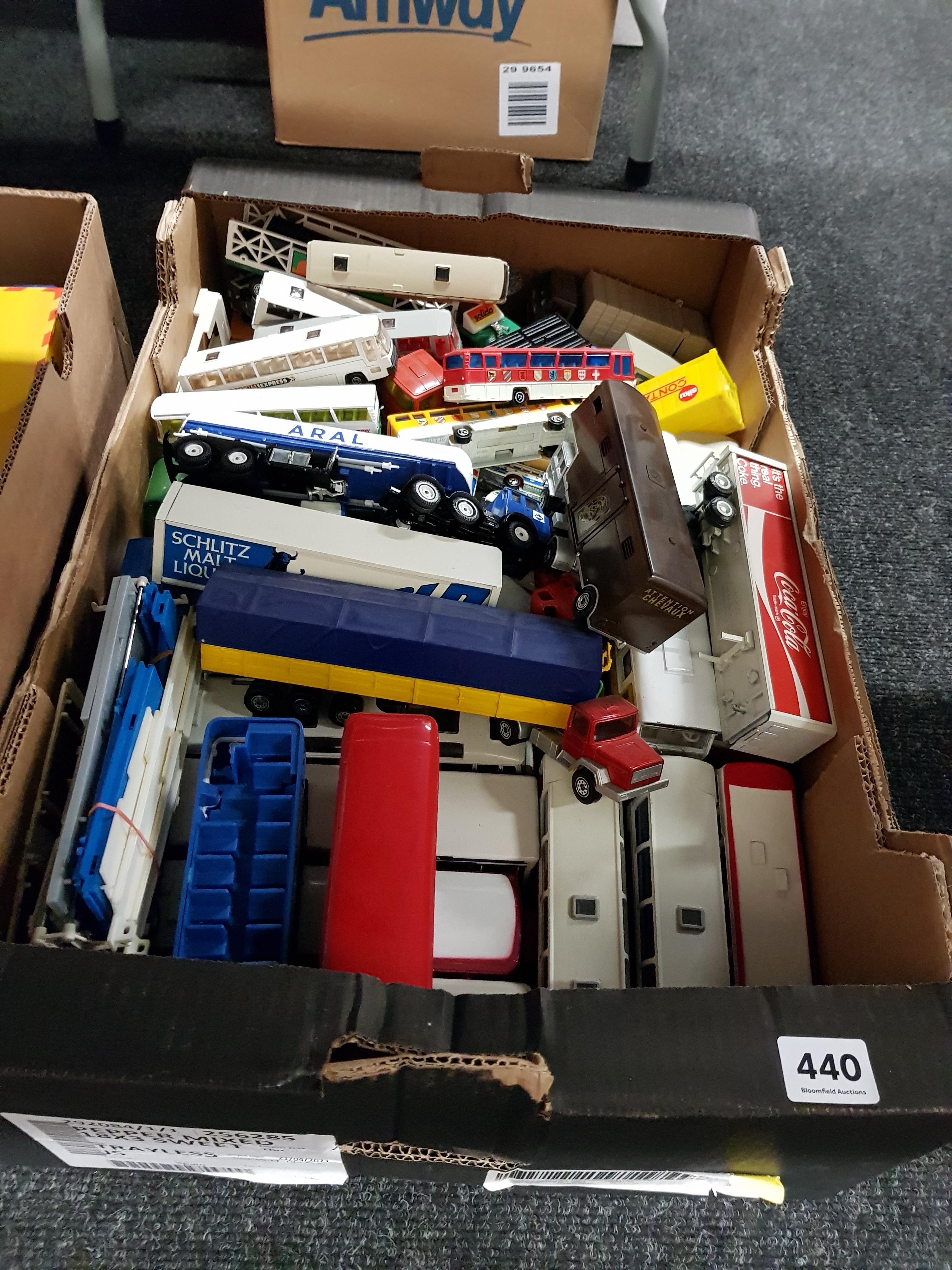 BOX LOT OF MODEL BUSES & TRUCKS