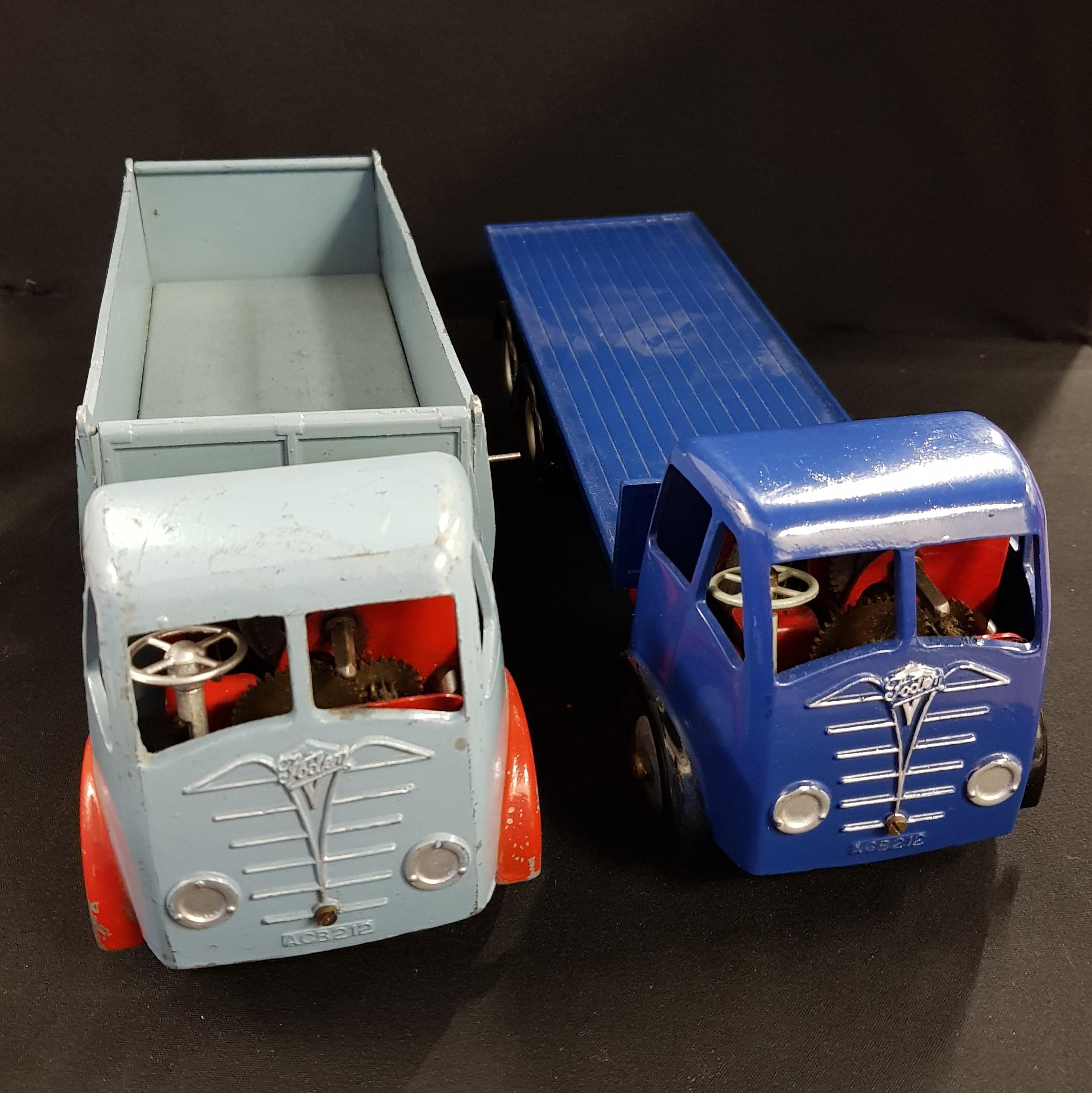 2 ANTIQUE SHACKLETON MODEL TRUCKS, FLATBED AND TIPPER