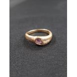 9 CARAT GOLD & AMETHYST RING 2.9 GRAMS