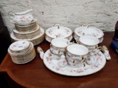 PARAGON VICTORIANA ROSE DINNER SERVICE