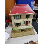 VINTAGE DOLLS HOUSE AND TRAIN STATION