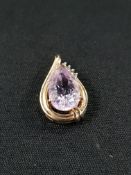 GOLD AND AMETHYST PENDANT
