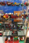 LARGE QUANTITY OF HORNBY SERIES MECCANO RAILWAY ITEMS