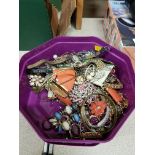 TUB LOT OF JEWELLERY