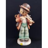 LARGE HUMMEL/GOEBEL FIGURE THE FIDDLER - PERFECT CONDITION