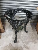 CAST IRON TABLE (NO TOP)