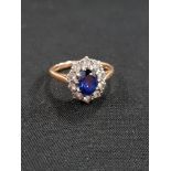 9 CARAT GOLD SAPPHIRE CLUSTER RING