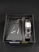 1 LADIES SILVER TONE WATCH AND NECKLACE SET