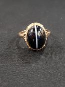 ANTIQUE 9 CARAT GOLD BANDED AGATE RING