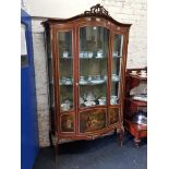 ANTIQUE FRENCH STYLE MAHOGANY AND GILDED BOW FRONTED DISPLAY CABINET