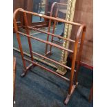 VICTORIAN TOWEL RAIL